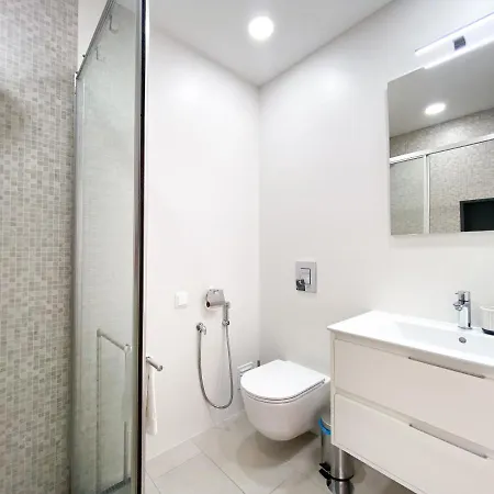 Modern In The Heart Of #1942 Apartment Lagos
