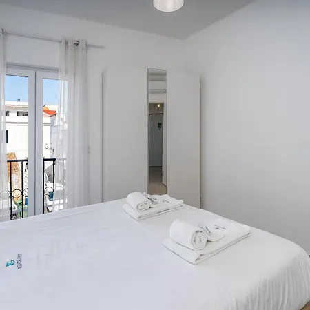 Modern In The Heart Of #1942 Appartement